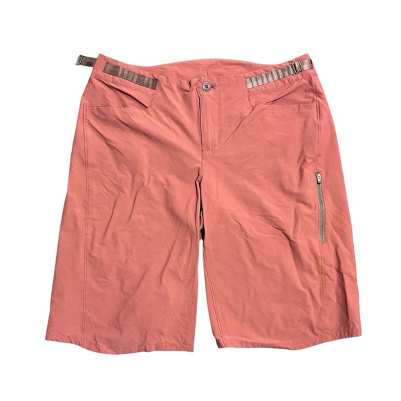 Patagonia Pants - Patagonia Worn Wear Women's Dirt Roamer Bike Shorts Size 12